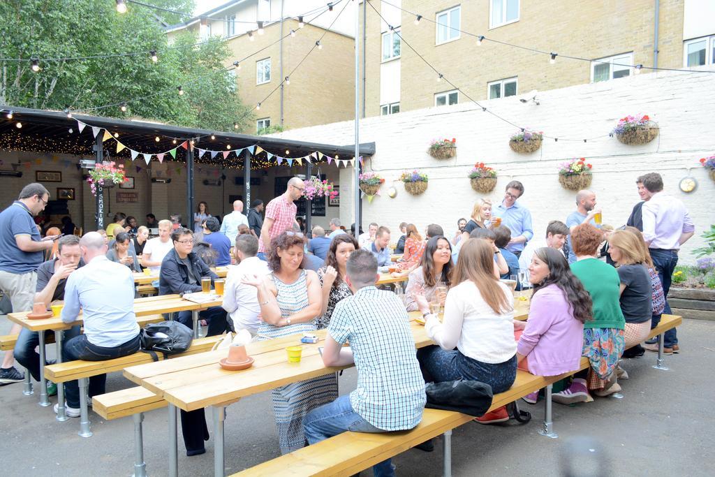 New Cross Inn Hostel Лондон Экстерьер фото